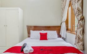 RedDoorz @ Jakal Atas KM 10